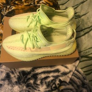 Yeezy 350 glow